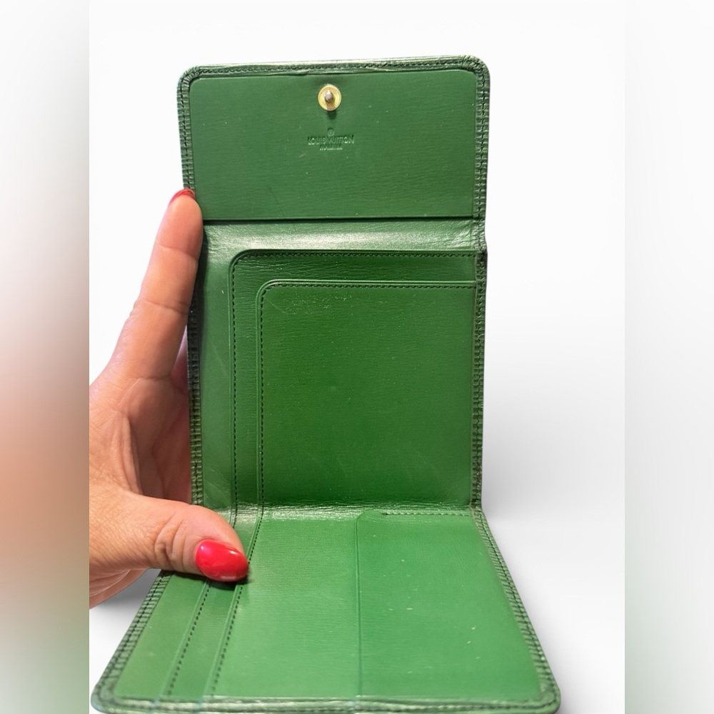 🌟💚 Vintage Louis Vuitton Elise Wallet Collectible. $125 Firm. - Picture 8 of 12